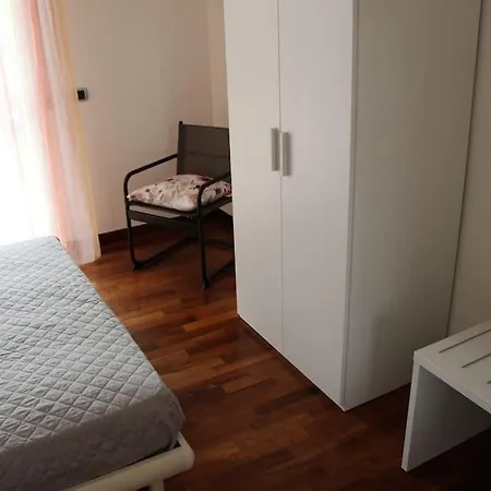 Frally Home Intero Alloggio, Appartamento. Rimini Buitenkant foto