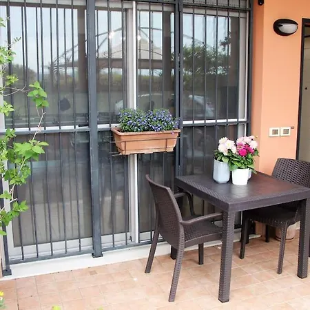 Frally Home Intero Alloggio, Appartamento. Rimini Buitenkant foto
