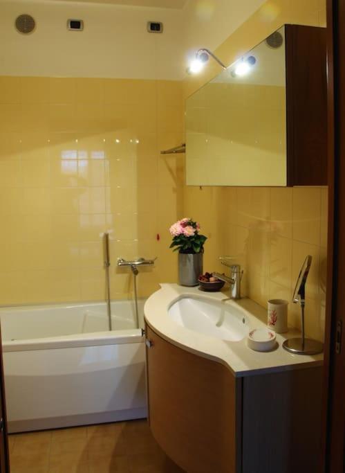 Appartement Frally Intero Alloggio, Appartamento. *